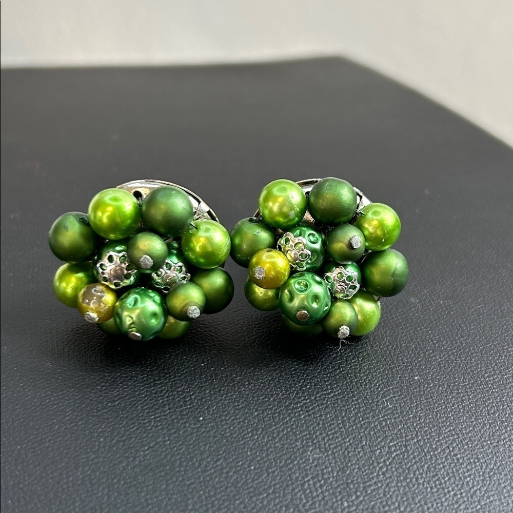 Vintage Japan Green Beaded Cluster Clip On Earrings